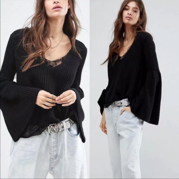 Free People Sweaters - Free People Chunky Bell Sleeve Sweater